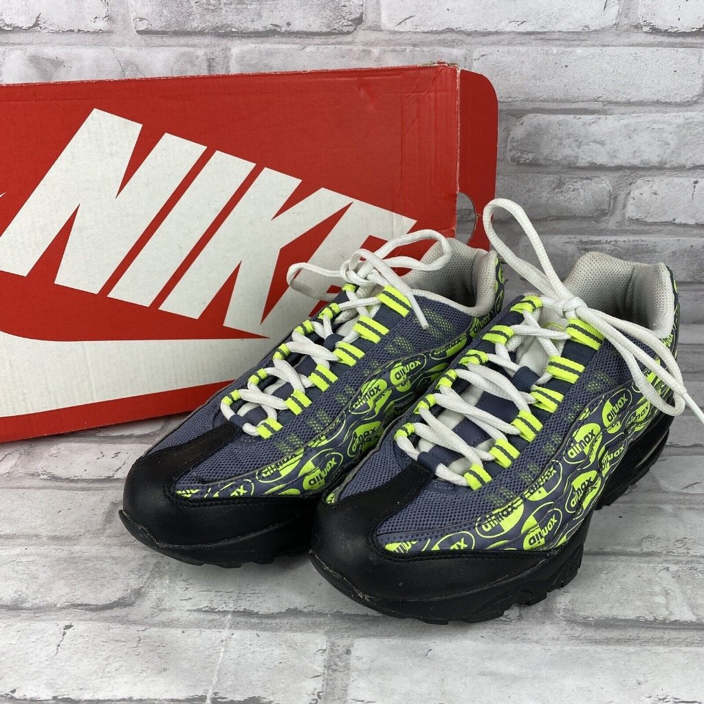 Nike Air Max 95 Se (Gs)Volt Size 7y Black Volt Ash White Logos W/Box